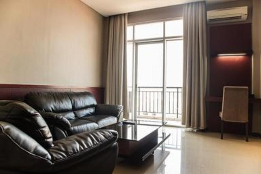 Karlita Hotel Tegal Экстерьер фото